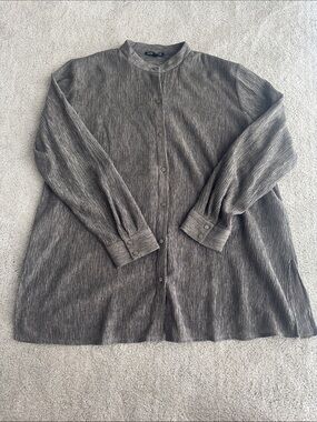 Eileen Fisher Textured Button-Front Shirt in Heather Taupe
